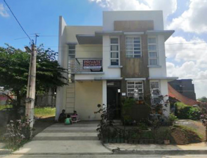 House & Lot in Lot 3, Block 11, Metropolis East Grove, Brgy. Kanlurang Mayao, Lucena City, Quezon - Foreclosed Property