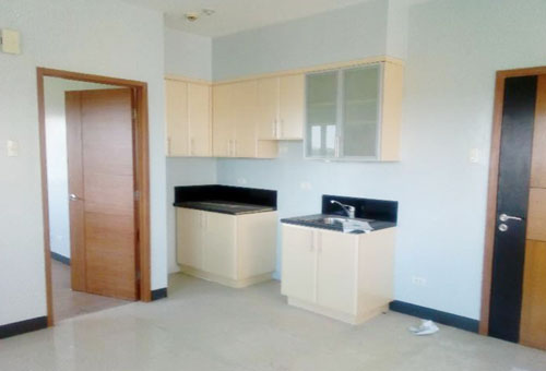 Condominium in Unit 17B, 17/F, Tower 2, Morgan Suites Executive Residences, Florence Way, McKinley Hill, Brgy. Fort Bonifacio, Taguig City - Foreclosed Property