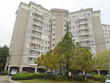 Condominium in Unit H, 8/F, Windsor Tower Condo, Legaspi St., Legazpi Village, Brgy. San Lorenzo, Makati City - Foreclosed Property