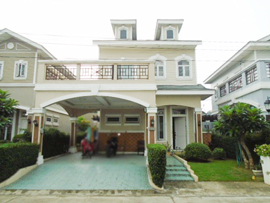House & Lot in Lot 39, Block 4, Road Lot 3, The North Grove Subdivision, Brgy. Valdefuente, Cabanatuan City, Nueva Ecija - Foreclosed Property