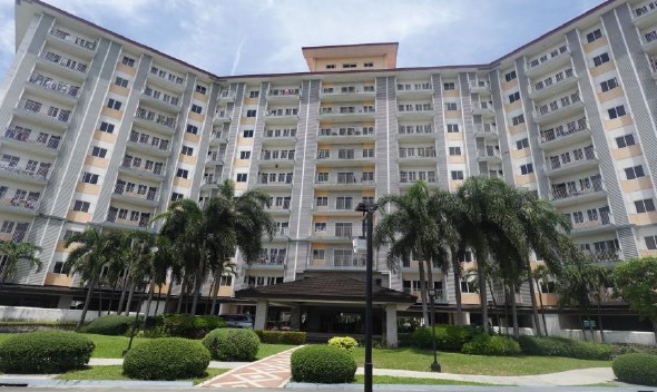 Condominium in Unit B-705, 7/F, Building B of 1, Field Residences, Dr. A. Santos Ave. (Sucat Road), Brgy. San Dionisio, Parañaque City - Foreclosed Property