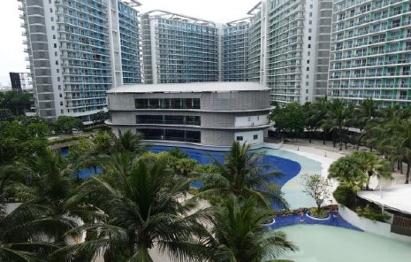 Condominium in Unit 0903, 9/F, Maui Building, Azure Urban Resort Residences, West Service Road, Brgy. La Huerta (per CCT) / Marcelo Green (per TD), Parañaque City - Foreclosed Property