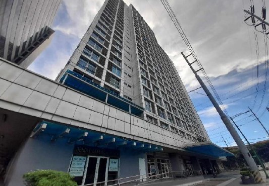 Condominium in Unit U2019, 20/F, Tower 2A, The Linear, corner of Mayapis, Malugay and Yakal Sts., Brgy. San Antonio Village, Makati City - Foreclosed Property