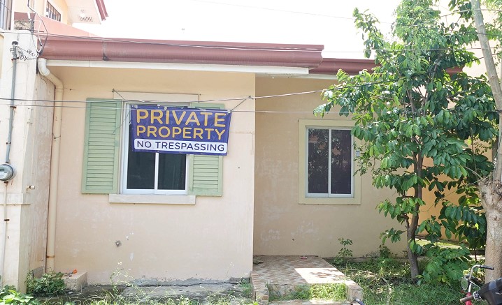 House & Lot in Lot 21, Block 6A, Allesandria St., Camella Quezon, Phase 1, Brgy. Isabang, Tayabas City, Quezon - Foreclosed Property