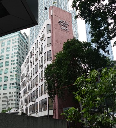 Commercial in Unit 512, 5/F, Medical Towers Makati, VA Rufino corner Ormaza Sts., Legaspi Village / San Lorenzo, Makati City - Foreclosed Property