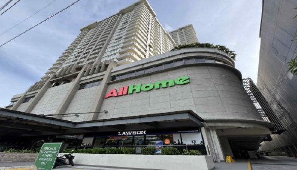 Condominium in Unit 22F-2204, 22/F, Tower 3, Laureano Di Trevi, Chino Roces Ave., Pio del Pilar, Makati City - Foreclosed Property