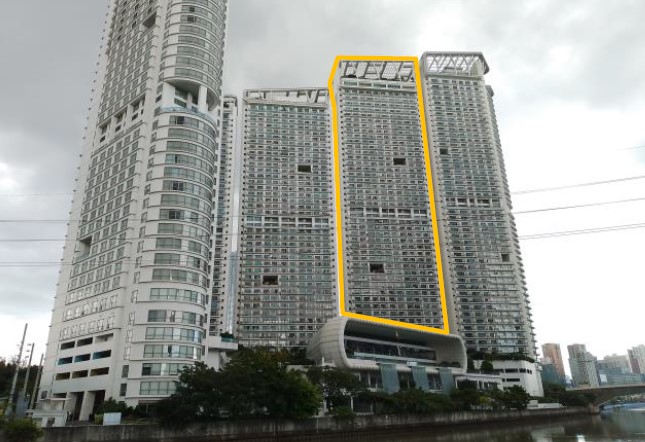 Condominium in Unit 2707, 27/F, Livingstone Tower, Acqua Private Residences, Coronado St., Brgy. Hulo, Mandaluyong City - Foreclosed Property