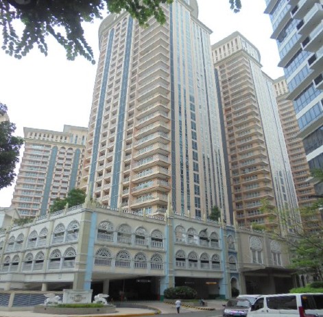 Condominium in Unit 22J, 22/F, Tower B (Bellini), The Venice Luxury Residences, McKinley Hill, Brgy. Fort Bonifacio / Pinagsama, Taguig City (FFEs for pull-out) - Foreclosed Property