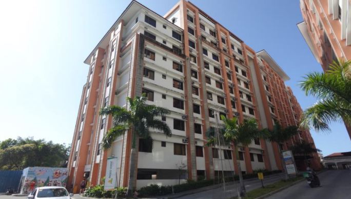 Condominium in Unit 639, 6/F, Roxas Tower (Tower 1), Paseo Verde at Real, P. Diego Cera Ave., Brgy. Pulang Lupa Uno, Las Pinas City - Foreclosed Property