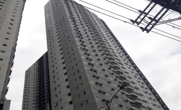 Condo with Parking in Unit 2311, 23/F, North Tower, Amaia Skies Shaw, Shaw Blvd. cor. Samat St., Brgy. Highway Hills, Mandaluyong City (With Parking Slot) - Foreclosed Property