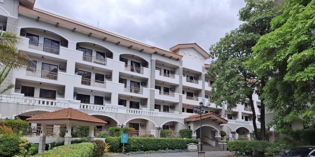 Condo with Parking in Unit 213, 2/F, Segovia Bldg., Maricielo Villas, Padre Diego Cera Ave., Brgy. Pulang Lupa Uno, Las Piñas City (With Service Area and Parking Slot) - Foreclosed Property