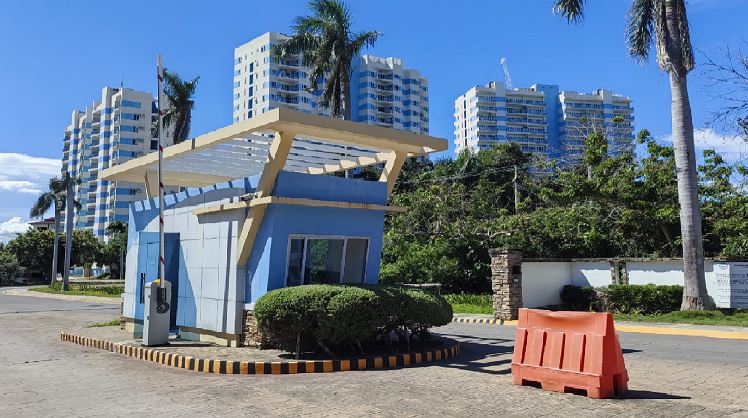 Condominium in Unit 18H, 18/F, Tower C, Amisa Private Residences, Punta Engaño Road, Brgy. Punta Engaño, Lapu-Lapu City, Cebu - Foreclosed Property