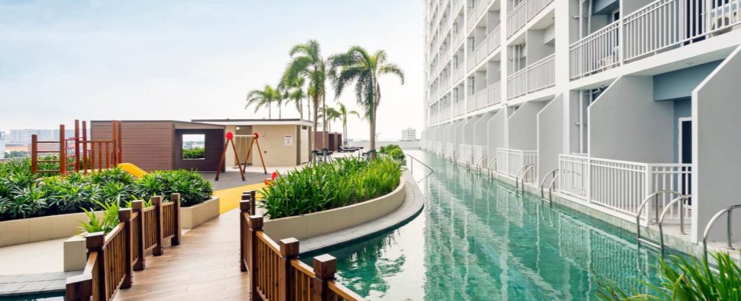 Condominium in Unit 1909, 19/F, Breeze Residences, No. 11 Roxas Boulevard and Lourdes St., Barangay 5, Zone 2, San Rafael Dist., Pasay City - Foreclosed Property