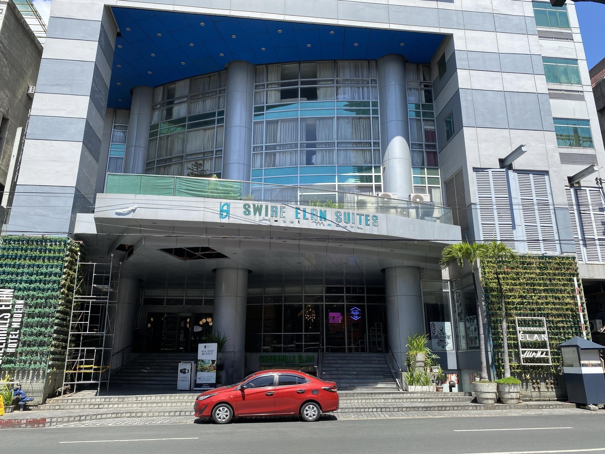 Condominium in Unit 2005, 17th Floor, Swire Elan Suites Condominium, Annapolis St., Brgy. Greenhills, San Juan, Metro Manila - Foreclosed Property