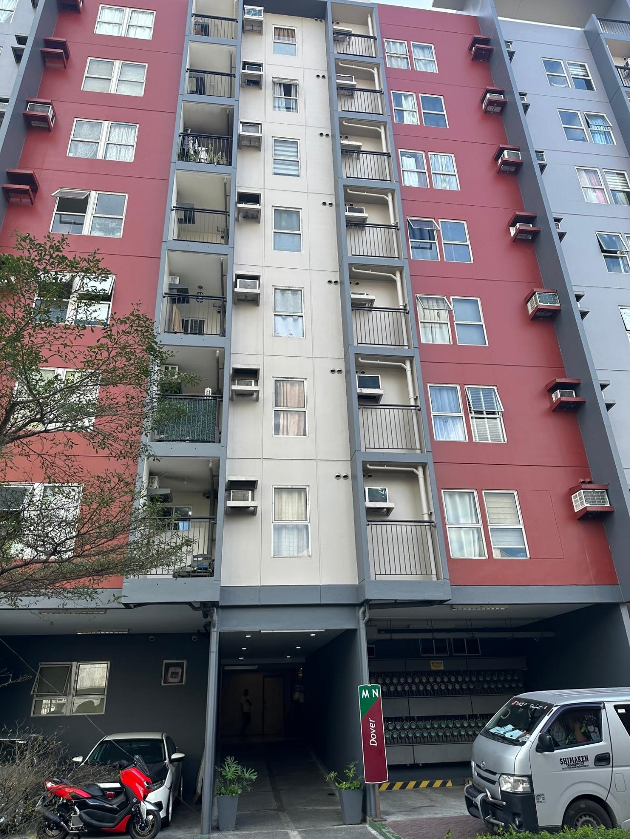 Condominium in Unit 808, 8th Floor, Hampton Gardens Condominium Dover Tower M.100 C. Raymundo Ave., Brgy. Maybunga, Pasig City, Metro Manila - Foreclosed Property