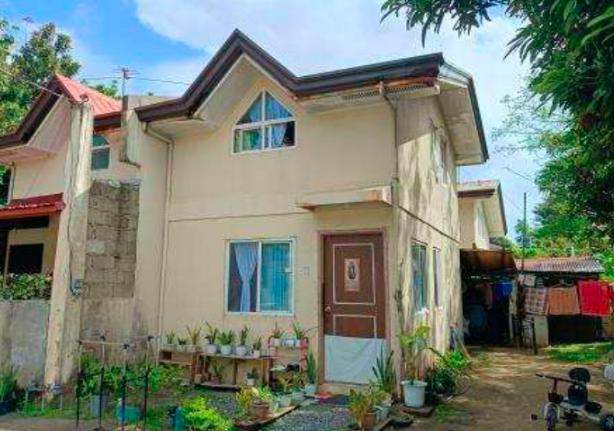 House & Lot in Lot 25 Block 28, Carmel Village, Phase 2, Barangay Majada, Calamba City, Laguna - Foreclosed Property