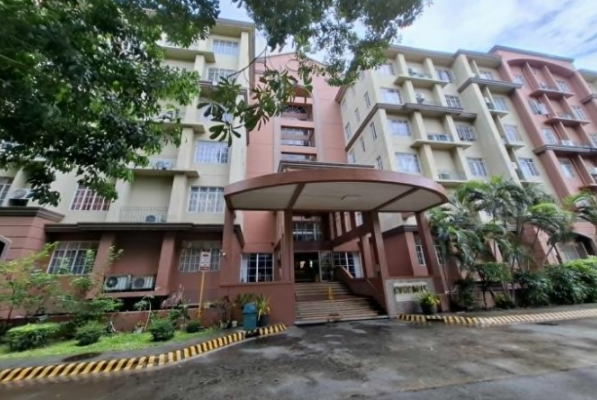 Condominium in Unit ID-612, 6th Floor, Building D (Concorde), Cluster 1, Chateau Elysee Condominium, Doña Soledad Avenue, Barangay Don Bosco, Parañaque City, Metropolitan Manila - Foreclosed Property