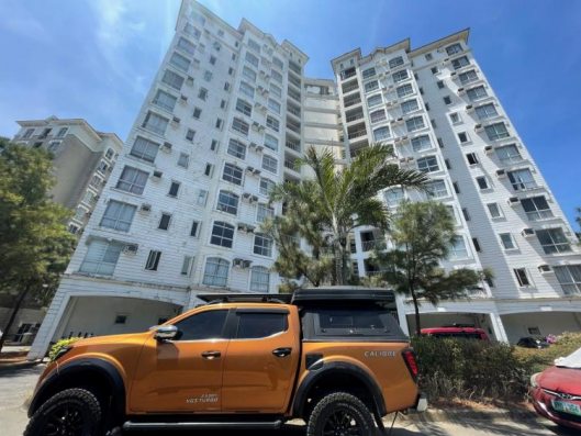 Condominium in Uint 4B, 4th Floor of Monet Tower at the Presidio at Lakefrot, Barangay Sucat, Muntinlupa City, Metropolitan Manila - Foreclosed Property