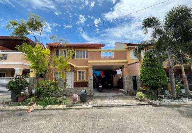 House & Lot in Lot 40, Florence Street, Camella Sorrento Subdivision Phase 1, Barangay Panipuan, Mexico, Pampanga - Foreclosed Property