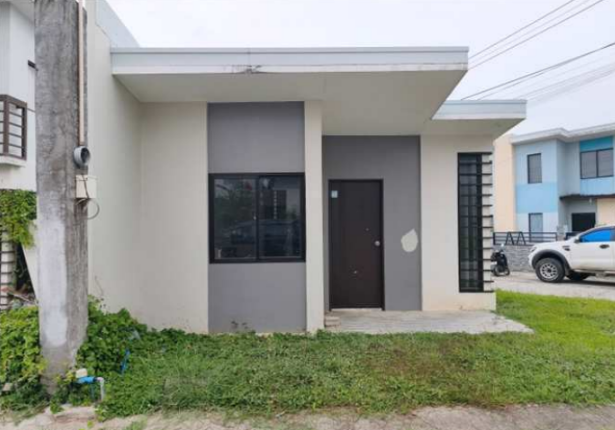 House & Lot in Lot 1 Block 22, Palawan corner Binluwan Streets, Amaia Scapes Cabanatuan, Barangay Bangad, Cabanatuan City, Nueva Ecija - Foreclosed Property