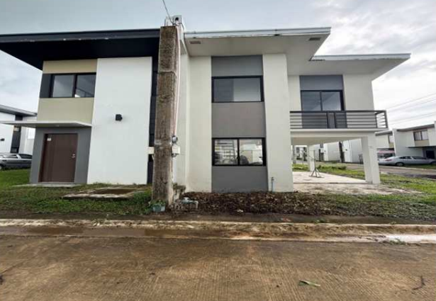 House & Lot in Lot 6 Block 25, Road lot 38 corner Road Lot 30, Amaia Scapes Cabanatuan, Barangay Bangad, Cabanatuan City, Province of Nueva Ecija - Foreclosed Property