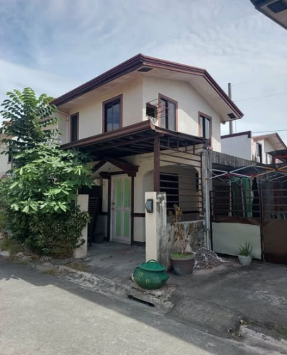 House & Lot in Lot 49 Block 4, along Road lot 4 inside Camella Bucndalan Expansion Phase 1, Barangay Bucandala IV, Imus City, Province of Cavite - Foreclosed Property
