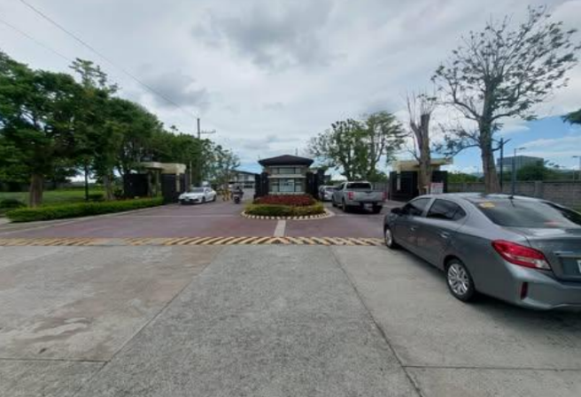 Vacant Lot in Lot 44 Block 3 along Monterio Street InsideThe Sonoma - Phase 1 (Enclave), Barangay Sto. Domingo, Sta. Rosa city, Province of Laguna - Foreclosed Property