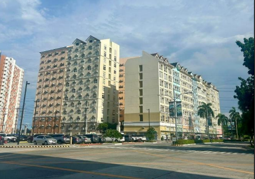 Condominium in Unit A, 4th Floor, Cluster 3 Building, Holland Park Condominium Souhwoods City, Barangay San Fancisco, City of Biñan, Province of Laguna - Foreclosed Property
