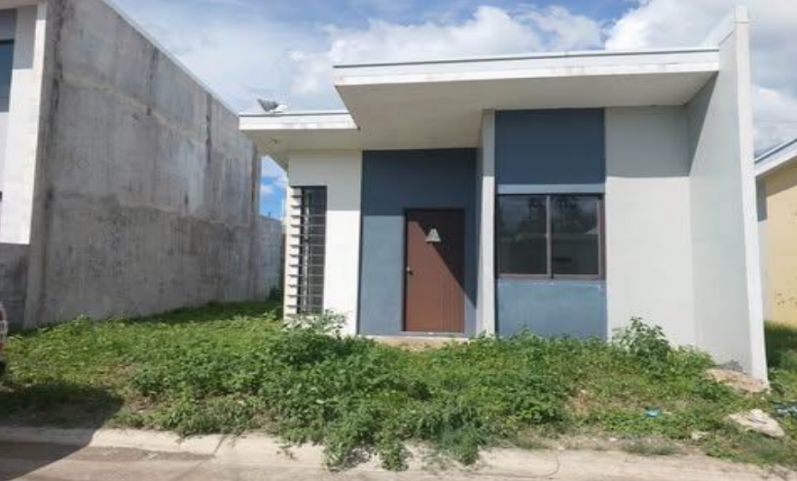 House & Lot in Lot 41 Block 61 Along Road Lot 10 Inside Amaia Scapes San Pablo, Barangay San Lucas II, San Pablo City, Province of Laguna - Foreclosed Property